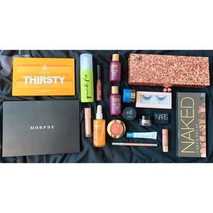 Make up (includes Jeffree star thirsty)